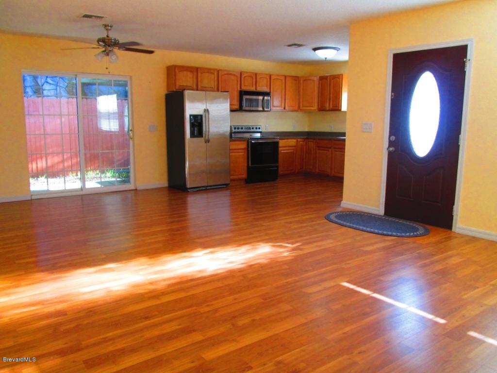 4555 Moon Road Titusville, FL 32780 - Photo 4 of 15 IMG_8556