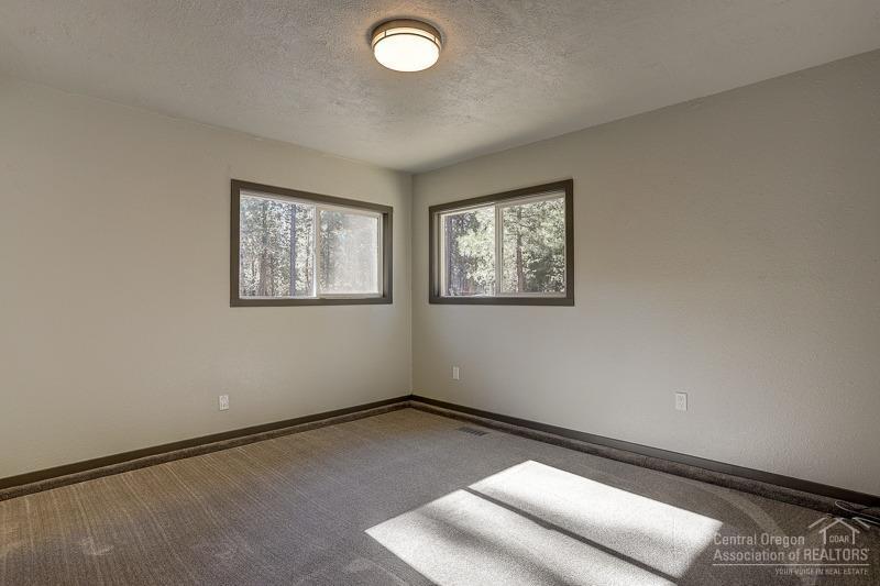 15851 Dawn Road La Pine, OR 97739 - Photo 9 of 24 Additional Photo