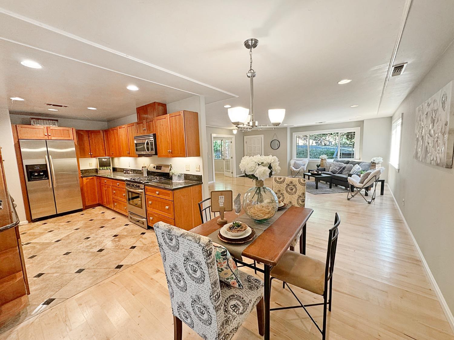 10624 Silver Way Grass Valley, CA 95945 - Photo 11 of 20