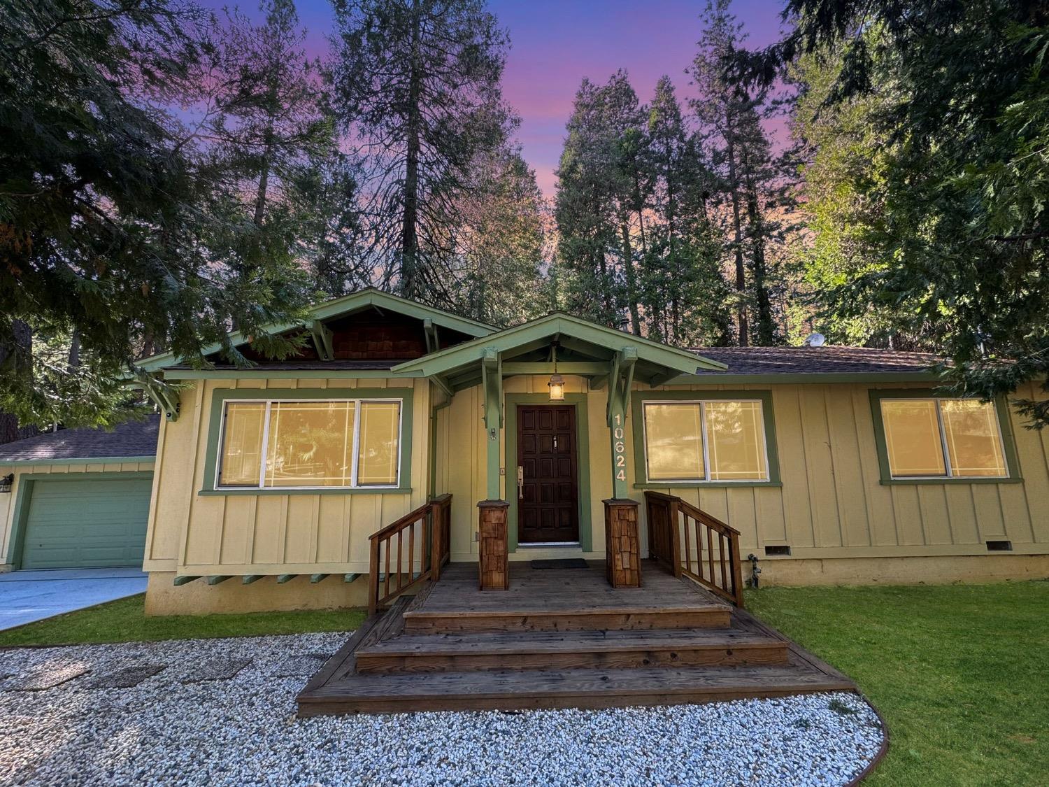 10624 Silver Way Grass Valley, CA 95945 - Photo 5 of 20