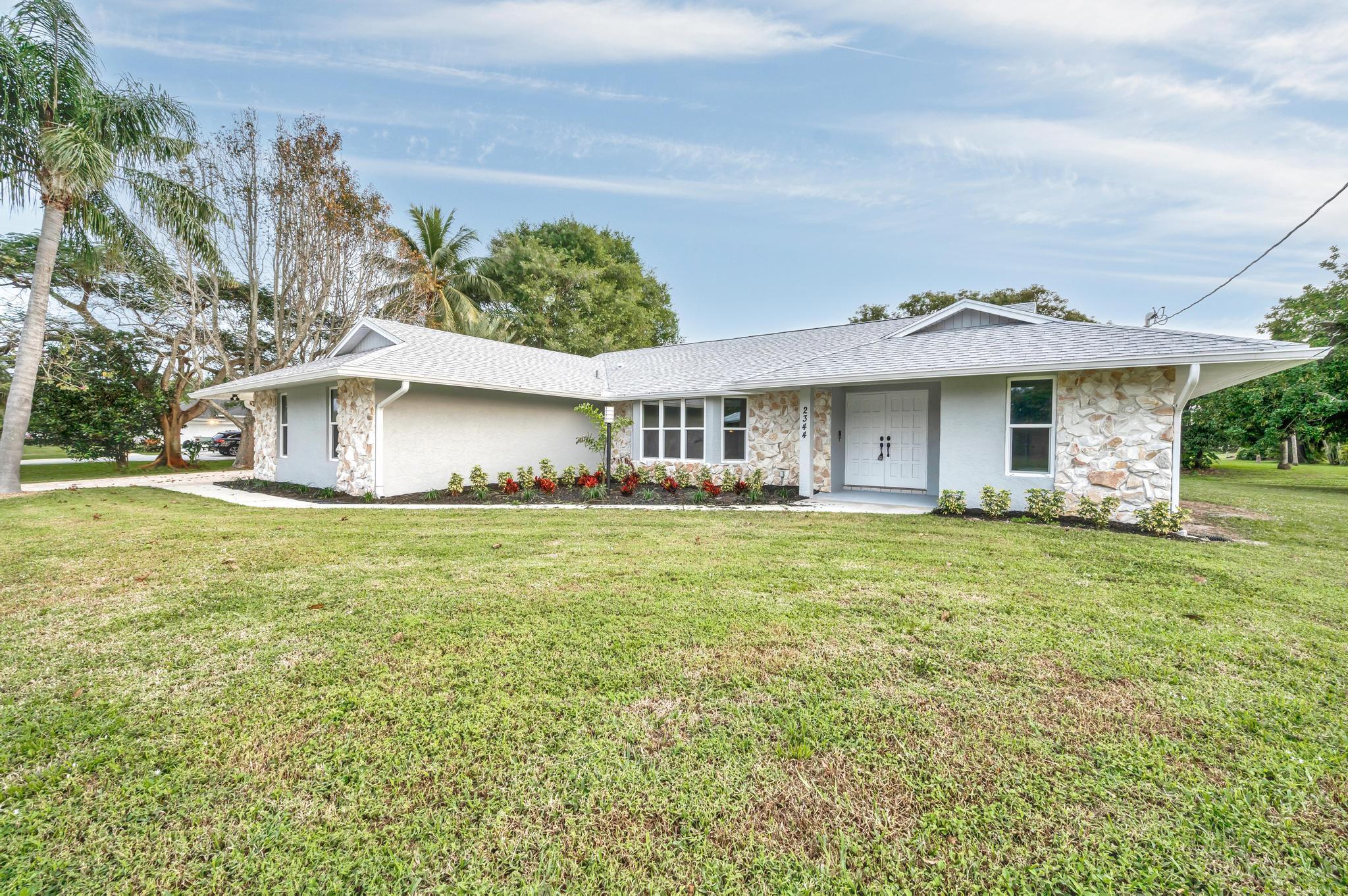 2344 Southeast Delano Rd