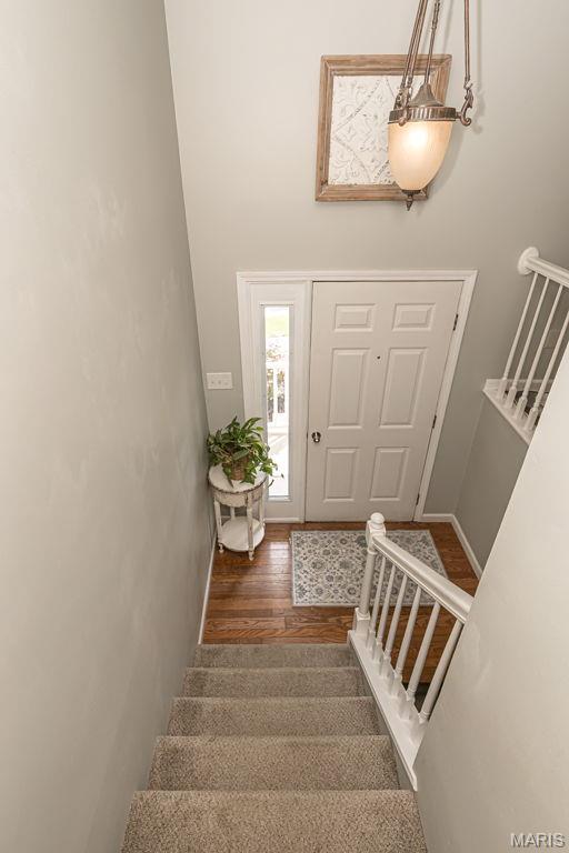 468 Talbert Court Ballwin, MO 63021 - Photo 3 of 28
