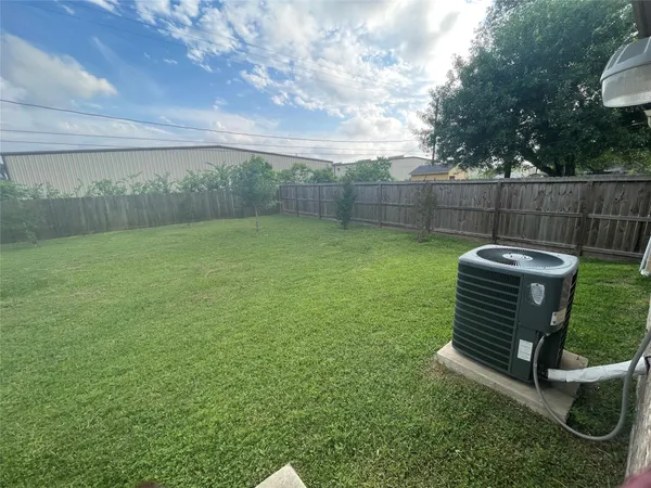 $1,500 | 8230 Constellation Lane, Unit B, Houston, TX 77075