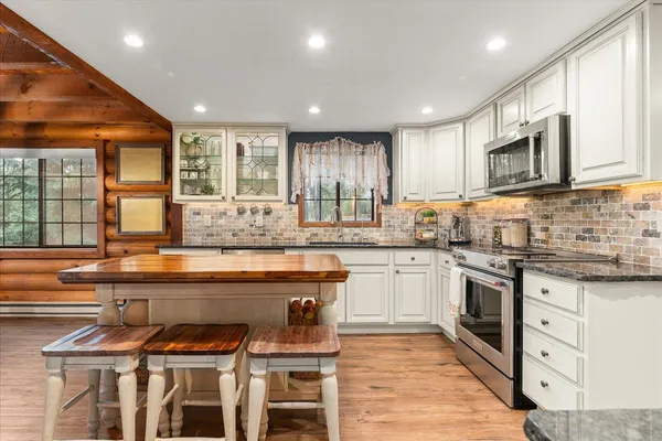 $725,000 | 14725 North Lynwood Drive, Spokane, WA 99208