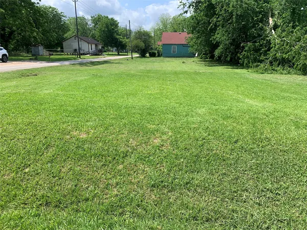 $26,500 | 1403 Bailey Street, Wharton, TX 77488