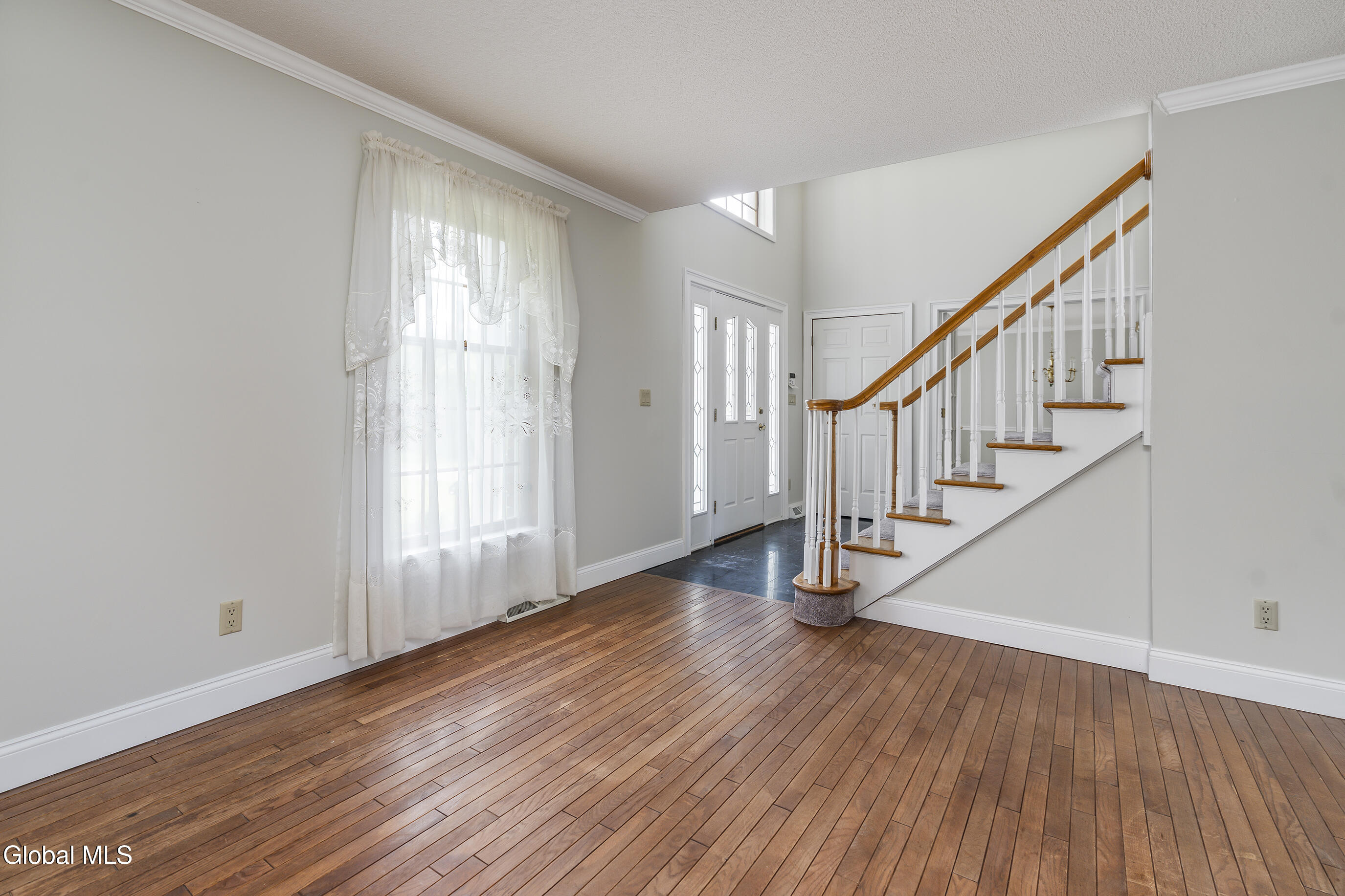 987-983 Grooms Road Rexford, NY 12148 - Photo 11 of 85 013-987-Grooms-Road