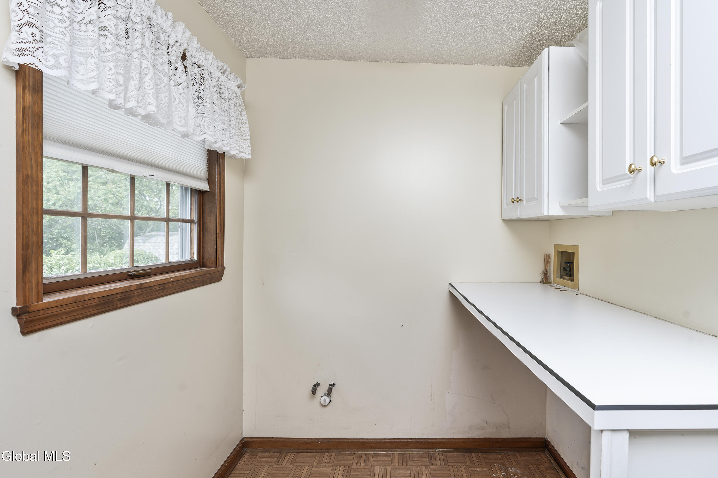 987-983 Grooms Road Rexford, NY 12148 - Photo 23 of 85 025-987-Grooms-Road