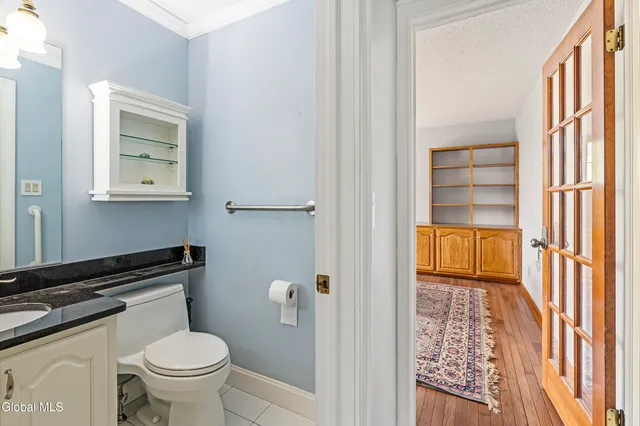 $729,000 | 987-983 Grooms Road, Rexford, NY 12148