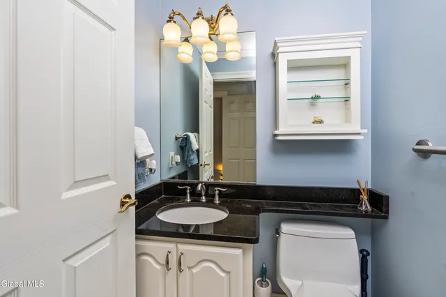 $729,000 | 987-983 Grooms Road, Rexford, NY 12148