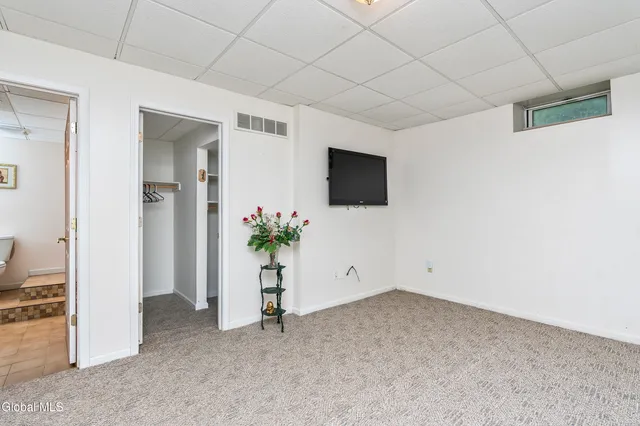 $729,000 | 987-983 Grooms Road, Rexford, NY 12148