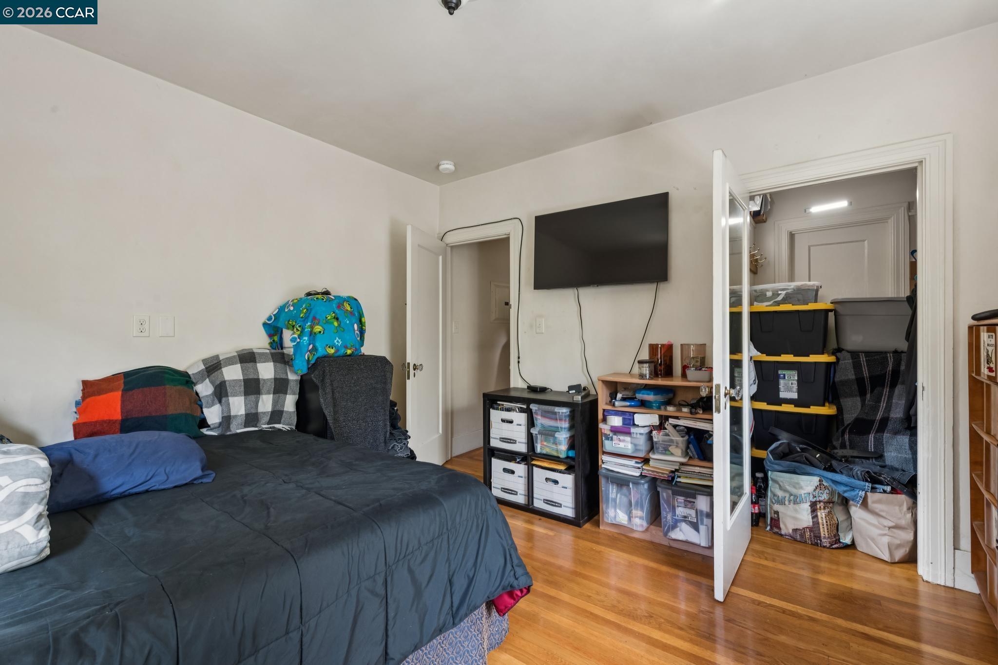 1242 Hopkins Street Berkeley, CA 94702 - Photo 22 of 84