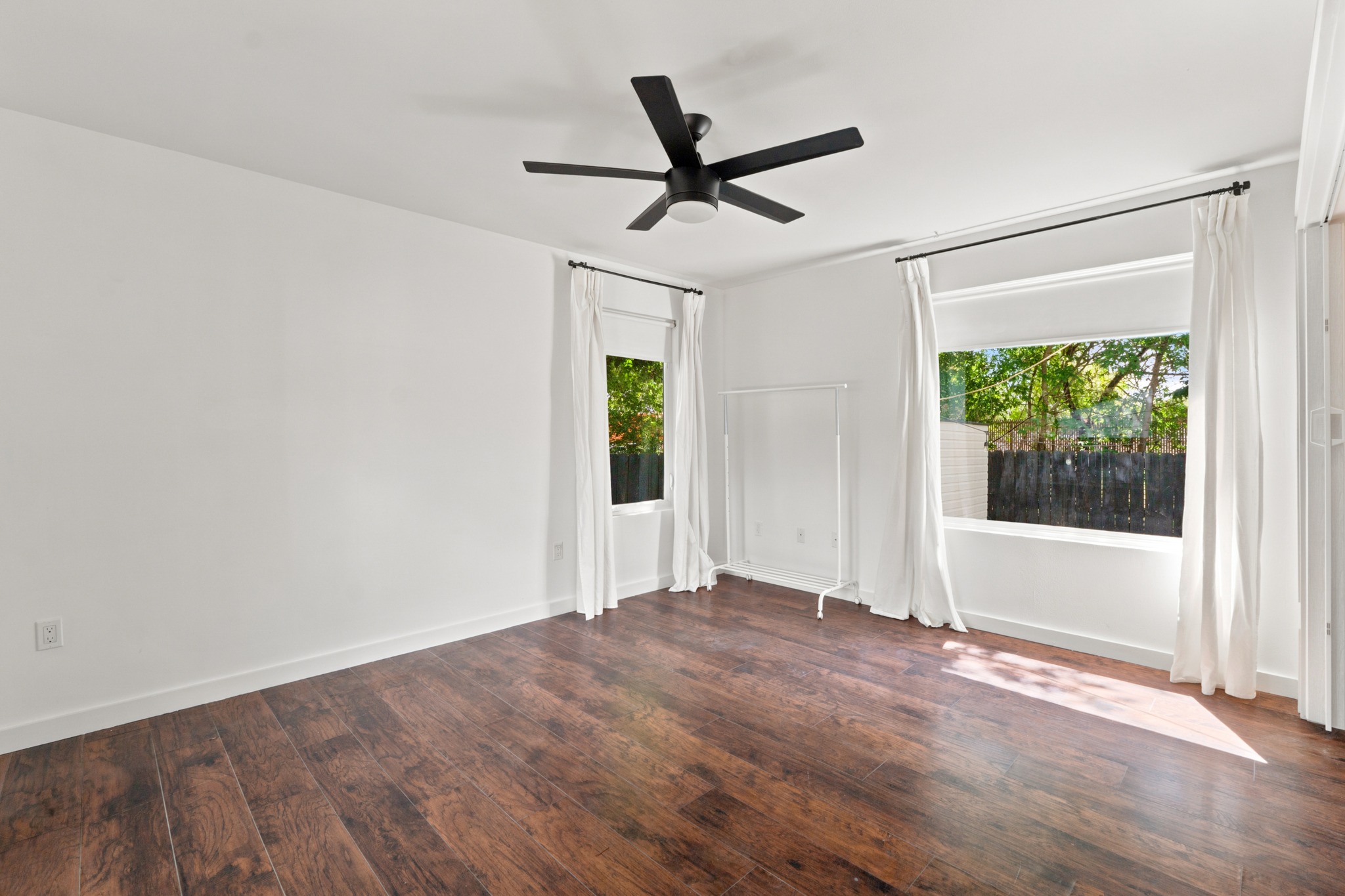 5307 Prock Lane, Unit 2 Austin, TX 78721 - Photo 12 of 27 Gallery Image 12
