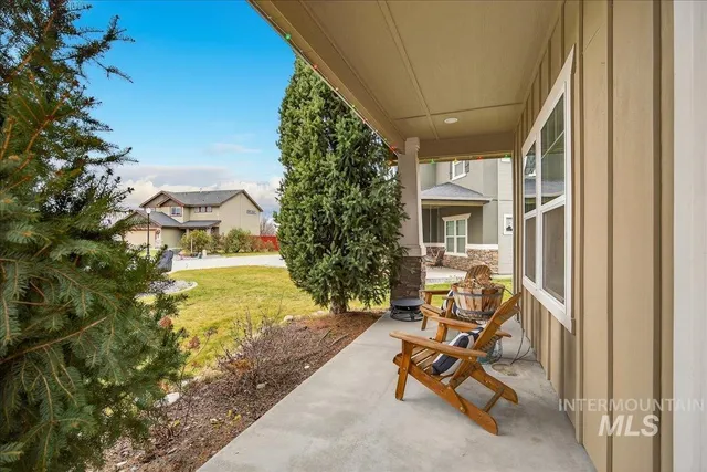 $529,000 | 782 North Pringlewood Place, Star, ID 83669