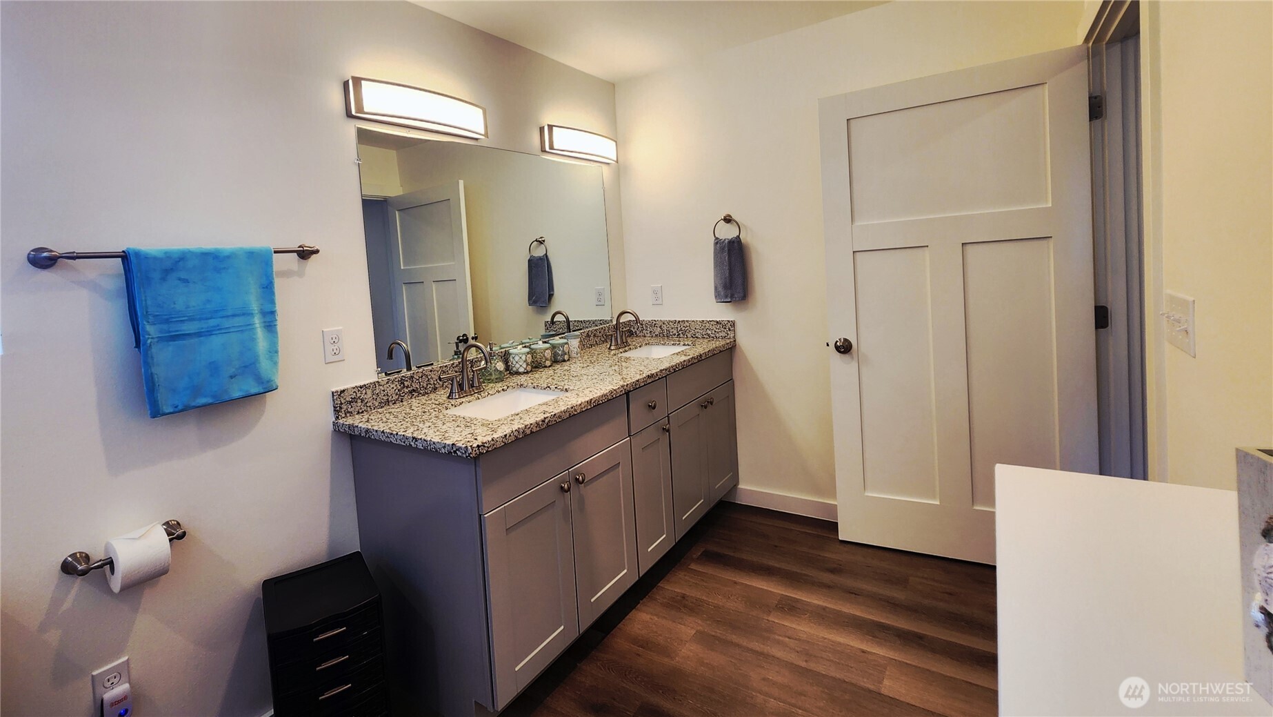 371 Centaurus Avenue Southwest Ocean Shores, WA 98569 - Photo 23 of 40 a bathroom with a sink and a mirror