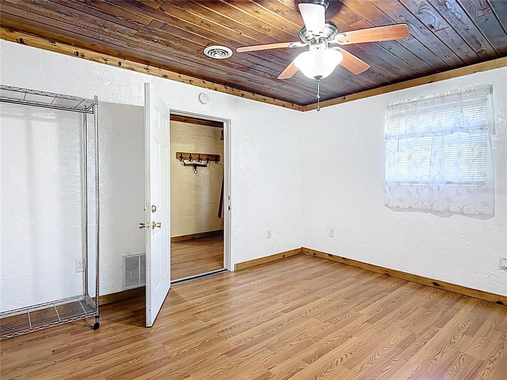 3040 Northeast 97th Street Road Anthony, FL 32617 - Photo 4 of 59