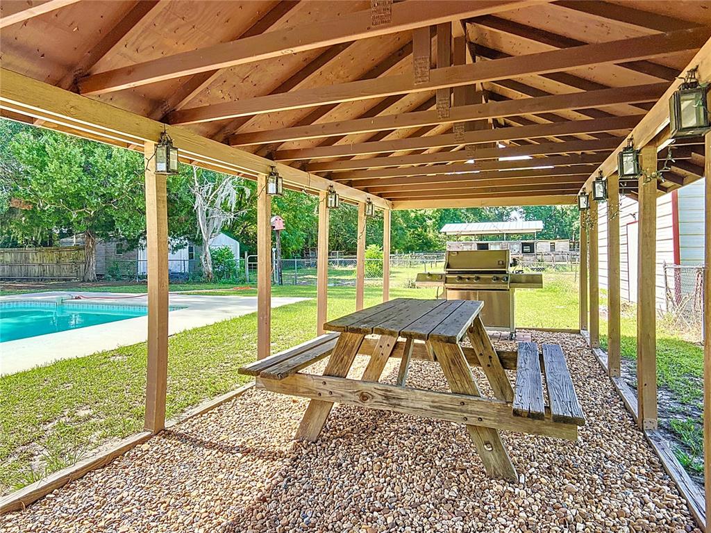 3040 Northeast 97th Street Road Anthony, FL 32617 - Photo 6 of 59