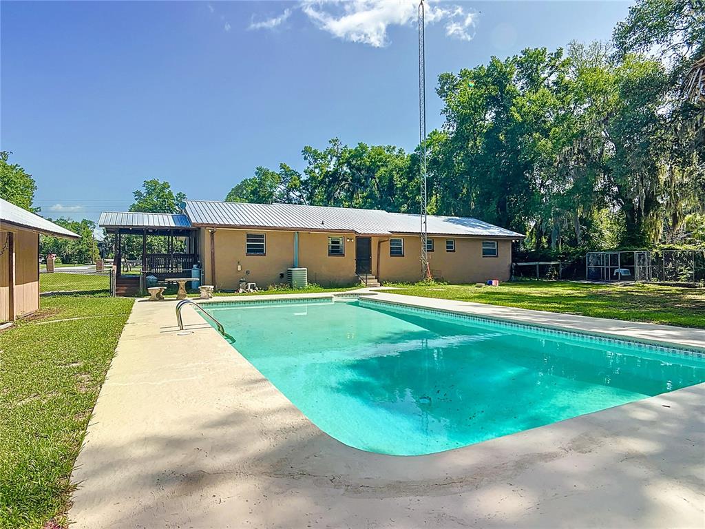 3040 Northeast 97th Street Road Anthony, FL 32617 - Photo 7 of 59