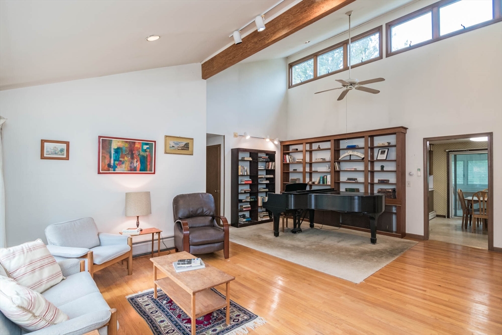 147 East Hadley Road Amherst, MA 01002 - Photo 6 of 35 Gallery Image 6