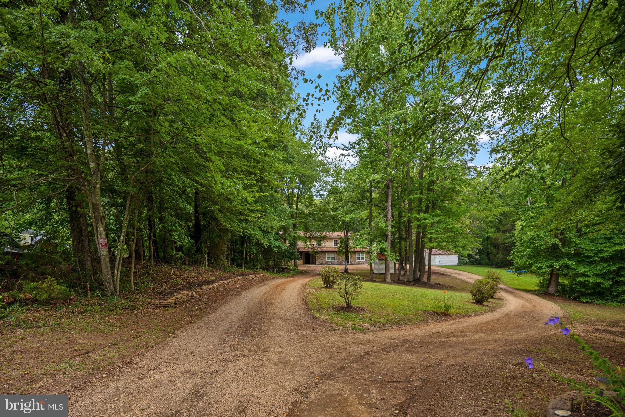 10512 Catharpin Road Spotsylvania, VA 22551 - Photo 4 of 7
