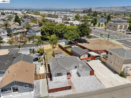 $700,000 | 4061 Maiden Lane, Union City, CA 94587