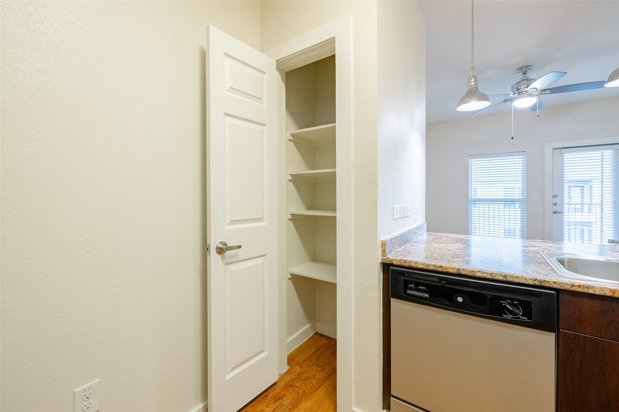 6725 Circle S Road, Unit B1247 Austin, TX 78745 - Photo 11 of 14 $500 off first month's rent! Don’t miss out on this limited-time offer — contact our team today to learn more and find the perfect unit for you!