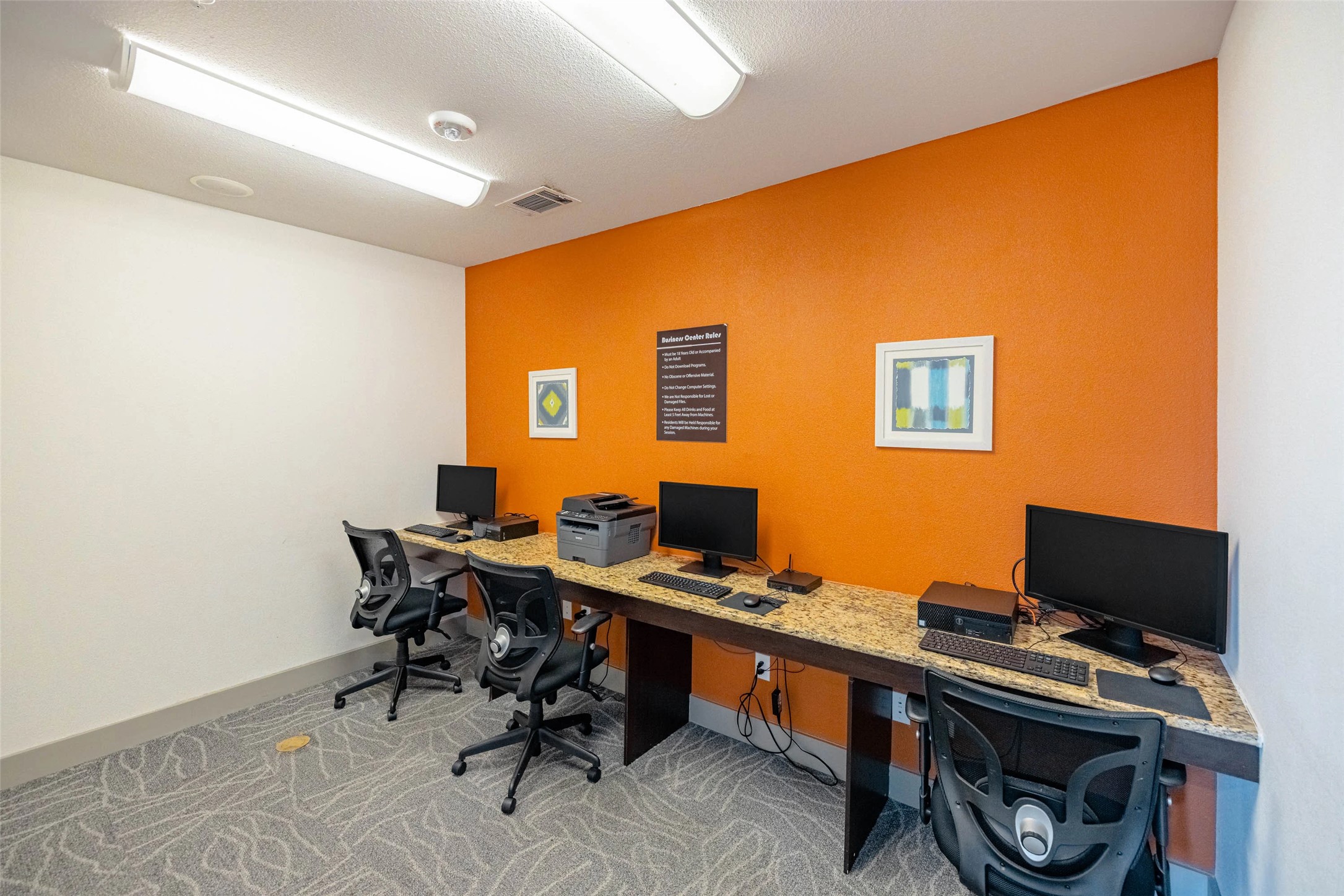 6725 Circle S Road, Unit B1247 Austin, TX 78745 - Photo 12 of 14 $500 off first month's rent! Don’t miss out on this limited-time offer — contact our team today to learn more and find the perfect unit for you!