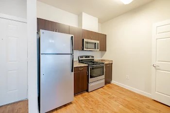 6725 Circle S Road, Unit B1247 Austin, TX 78745 - Photo 3 of 14 $500 off first month's rent! Don’t miss out on this limited-time offer — contact our team today to learn more and find the perfect unit for you!