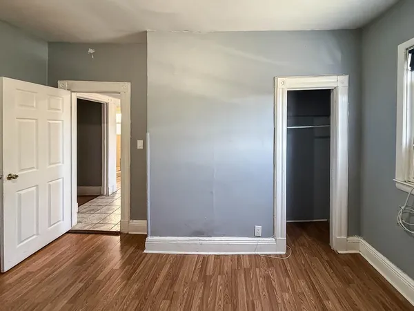 $1,800 | 341 Ave East, Unit 2, Bayonne, NJ 07002