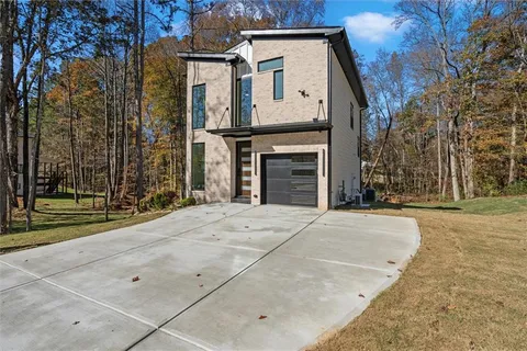 $514,000 | 752 Crystal Bay Road, Villa Rica, GA 30180