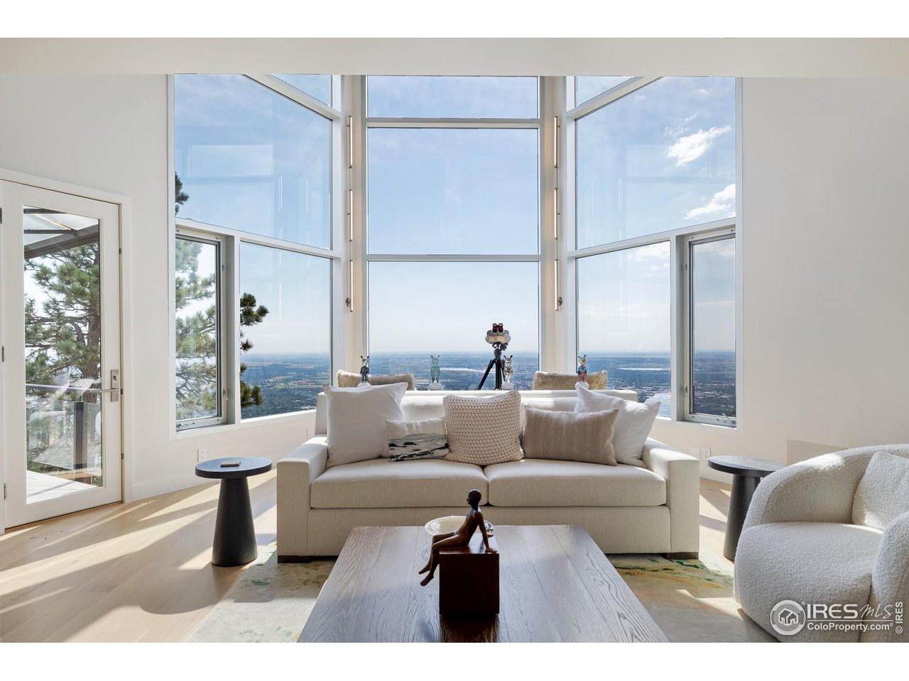 1145 Timber Lane Boulder, CO 80304 - Photo 5 of 40 a living room with furniture and a large window
