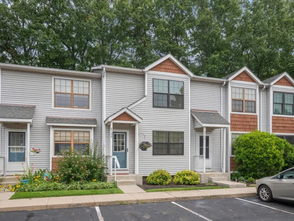 $224,900 | 8186 Newark Avenue, Unit 18E, Westerville, OH 43081