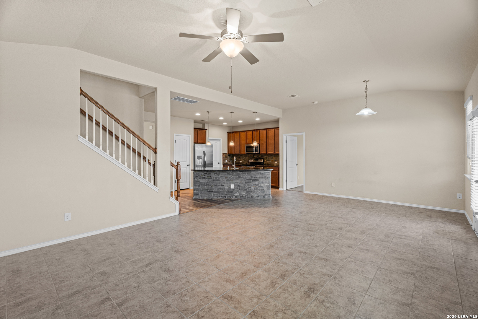 129 Enchanted View Cibolo, TX 78108 - Photo 17 of 31
