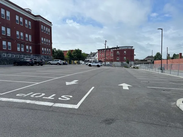 $1,550 | 34 St Joseph Street, Unit 19, Fall River, MA 02723