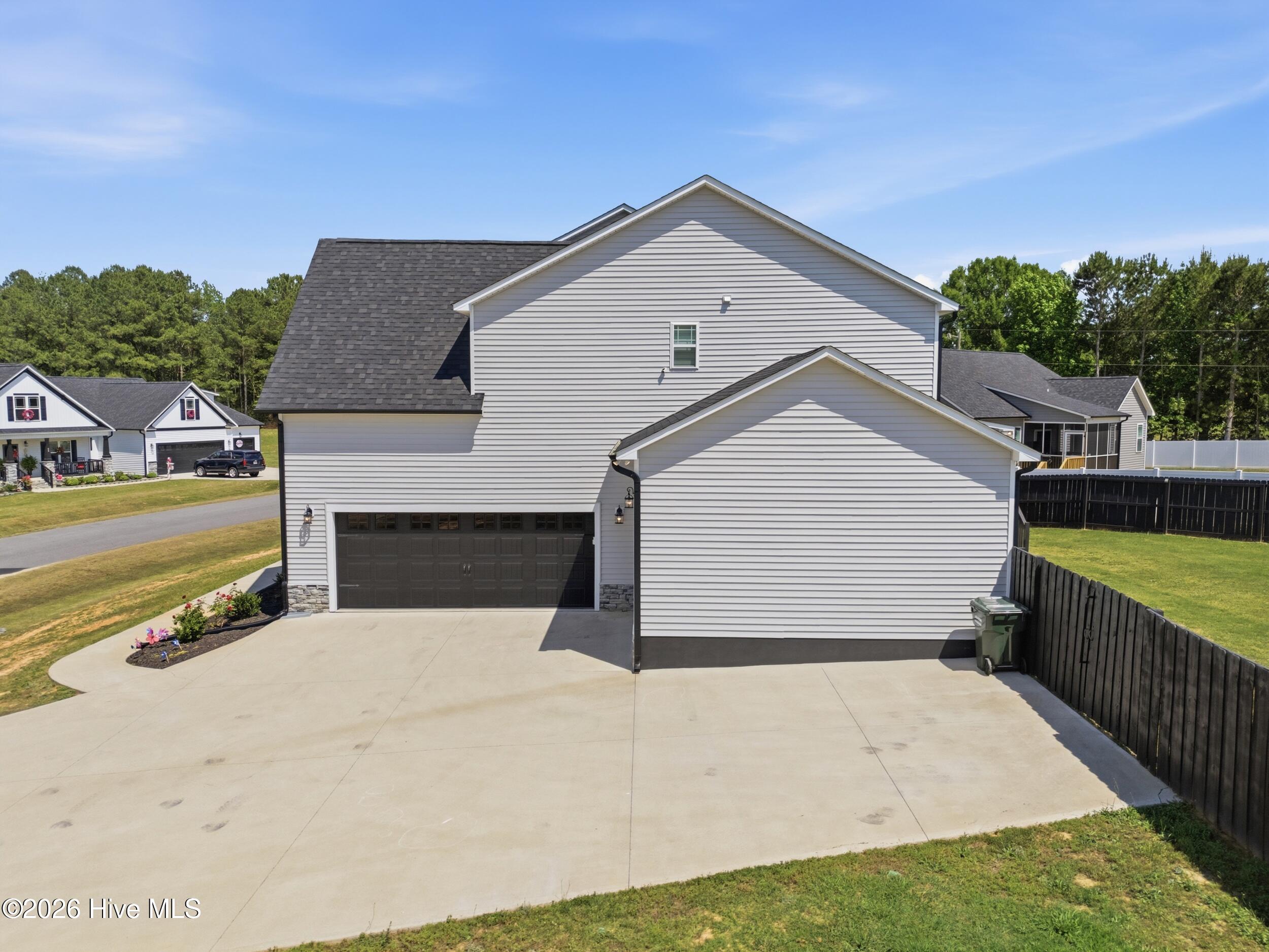 69 Red Rocks Circle Benson, NC 27504 - Photo 3 of 52 4_dji_20260520151449_0024_d