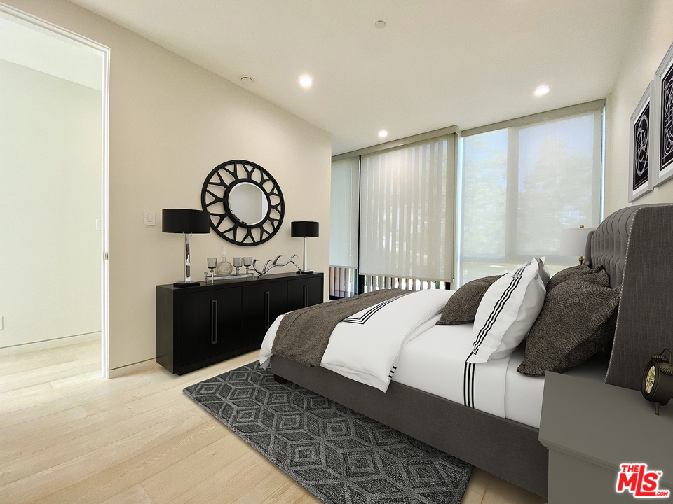 125 North Stanley Drive Beverly Hills, CA 90211 - Photo 11 of 17