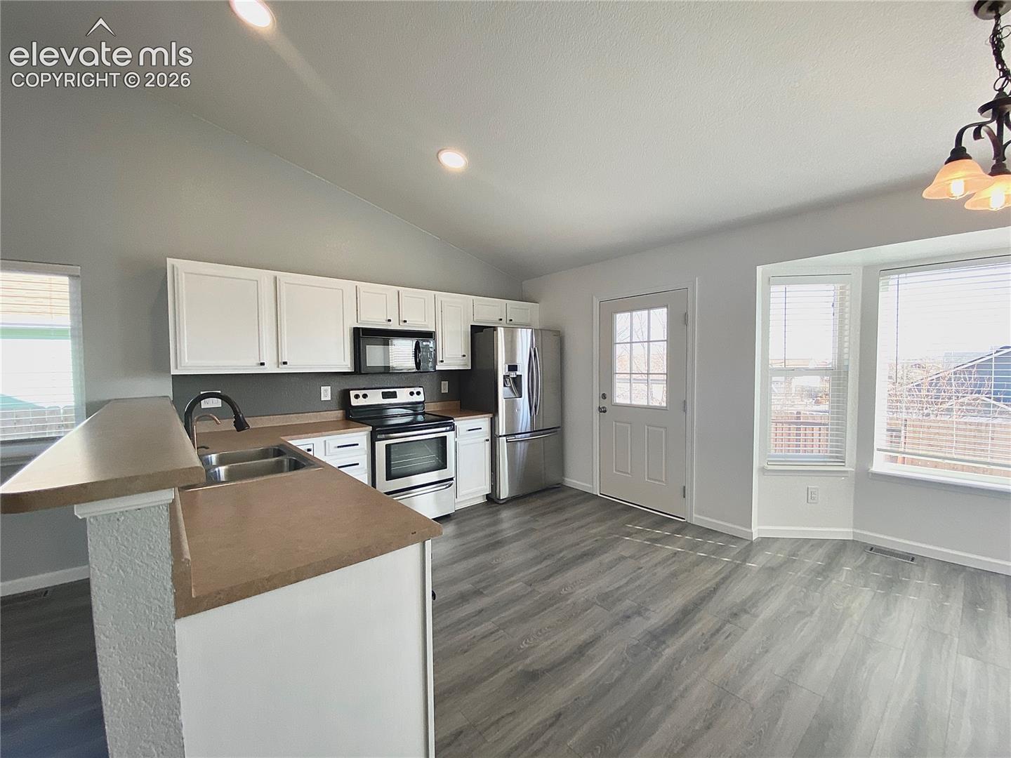 7417 Farmcrest Road Colorado Springs, CO 80925 - Photo 6 of 17 Gallery Image 6