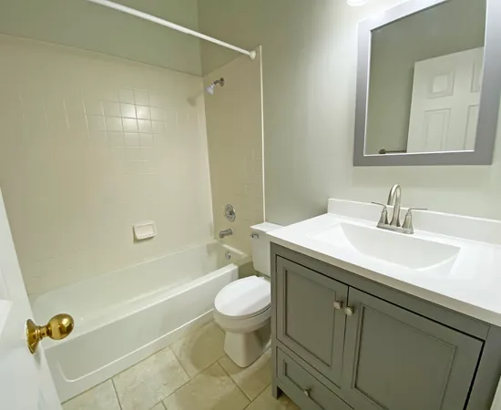 $2,350 | 6146 Golfview Drive, Gurnee, IL 60031