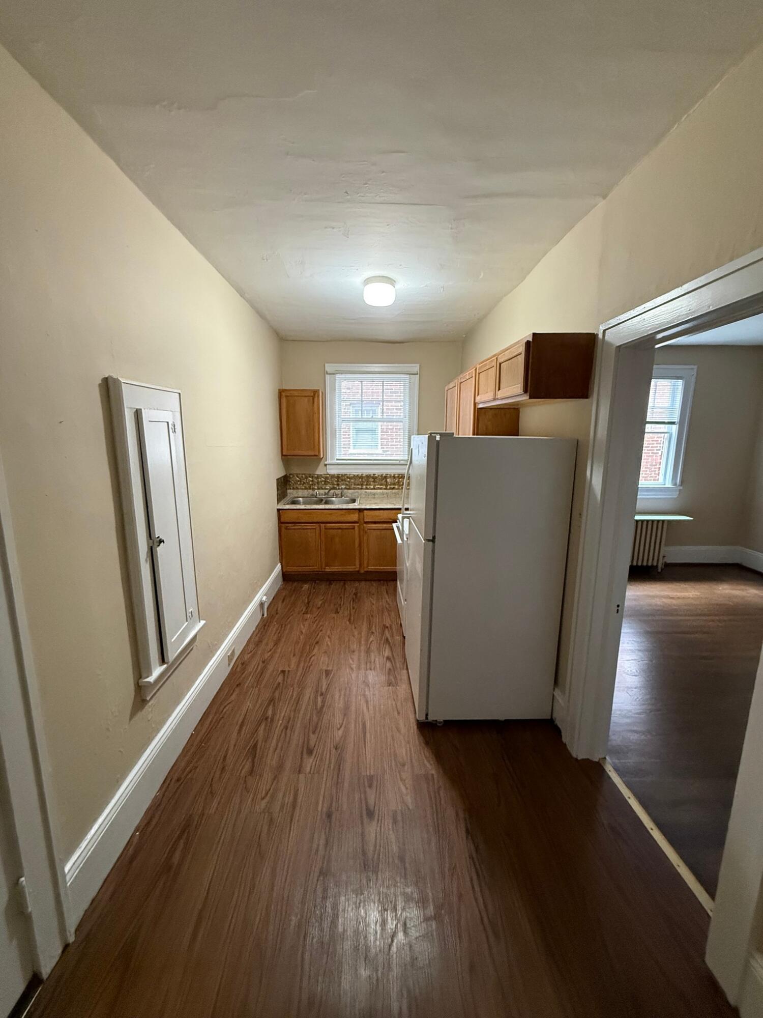 2037 Laburnum Avenue Southwest, Unit 2 Roanoke, VA 24015 - Photo 14 of 20 10 Kit