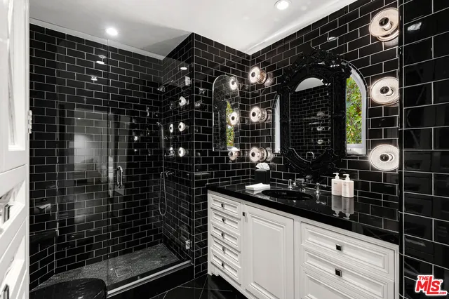 $13,500,000 | 25115 Eldorado Meadow Road, Hidden Hills, CA 91302