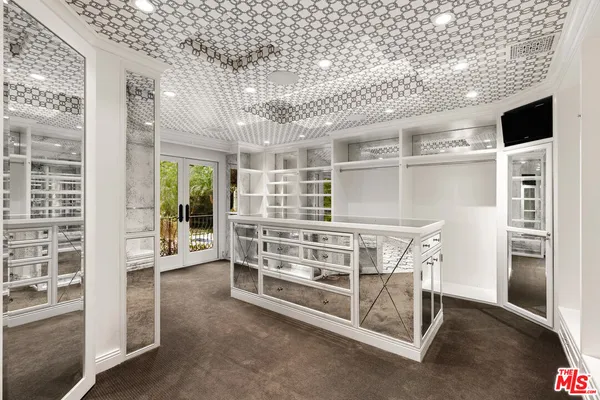 $13,500,000 | 25115 Eldorado Meadow Road, Hidden Hills, CA 91302