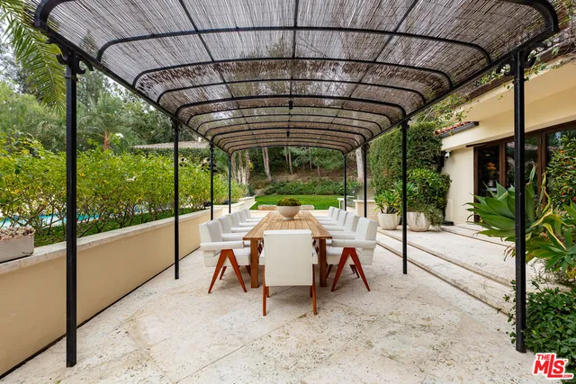 $13,500,000 | 25115 Eldorado Meadow Road, Hidden Hills, CA 91302