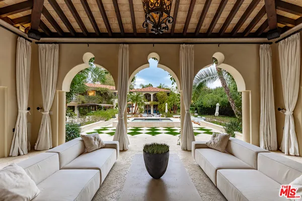 $13,500,000 | 25115 Eldorado Meadow Road, Hidden Hills, CA 91302