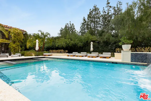 $13,500,000 | 25115 Eldorado Meadow Road, Hidden Hills, CA 91302