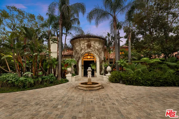 $13,500,000 | 25115 Eldorado Meadow Road, Hidden Hills, CA 91302