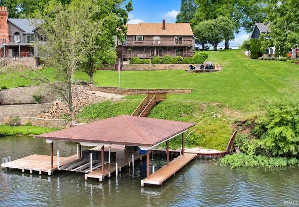 $825,000 | 618 Beechwood Drive East, Monticello, IN 47960