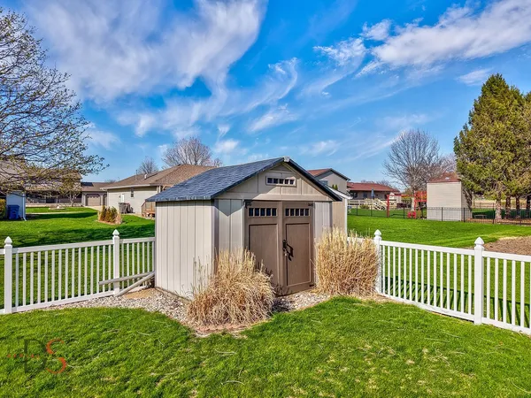 $389,900 | 808 Kimberly Lane, Ottawa, IL 61350