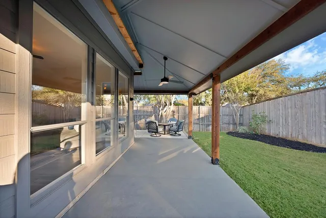 $399,900 | 3204 Berkshire Lane, Corinth, TX 76210