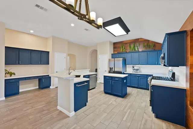 $399,900 | 3204 Berkshire Lane, Corinth, TX 76210