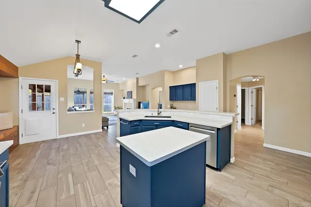 $399,900 | 3204 Berkshire Lane, Corinth, TX 76210