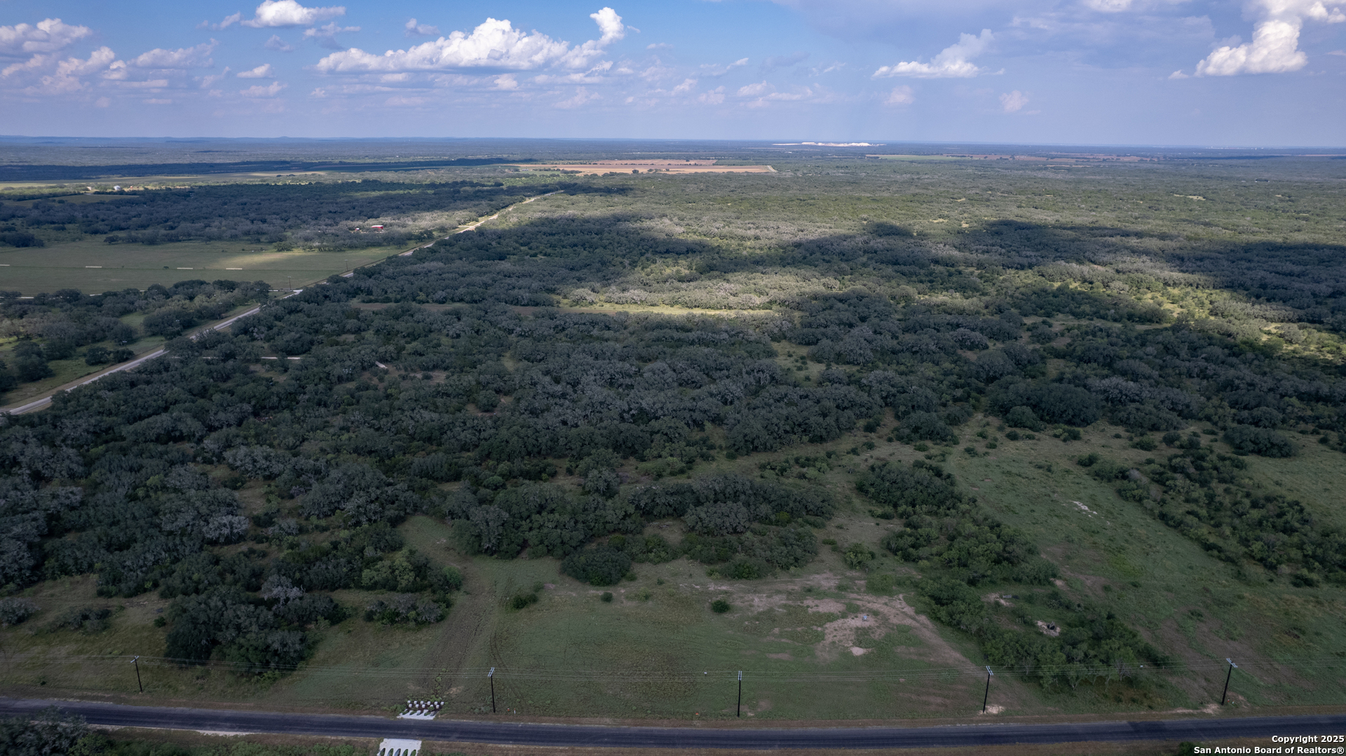 1 Utopia Forest D'Hanis, TX 78850 - Photo 33 of 36 a view of an outdoor space with mountain view
